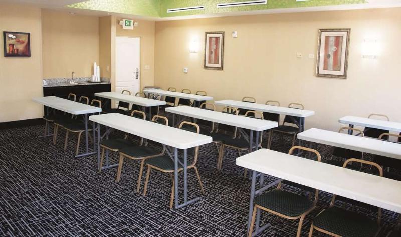 La Quinta By Wyndham Temecula Hotel Екстериор снимка